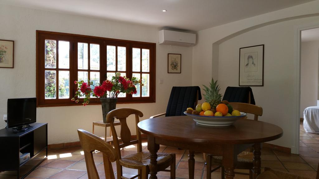 Le Clos Du Loup La Colle-sur-Loup Luaran gambar