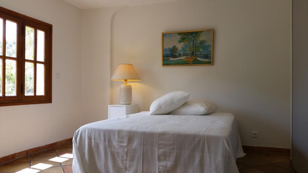 Le Clos Du Loup La Colle-sur-Loup Luaran gambar